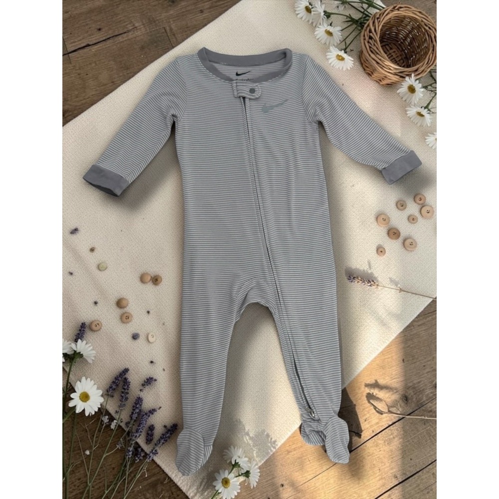 Nike Striped Viscose Blend Footed Zipper Sleeper Gray 9M